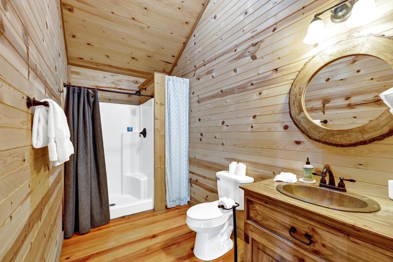 Rocky Ridge Cedar Cabin With Hot Tub & Amazing Views Crabapple Exterior photo